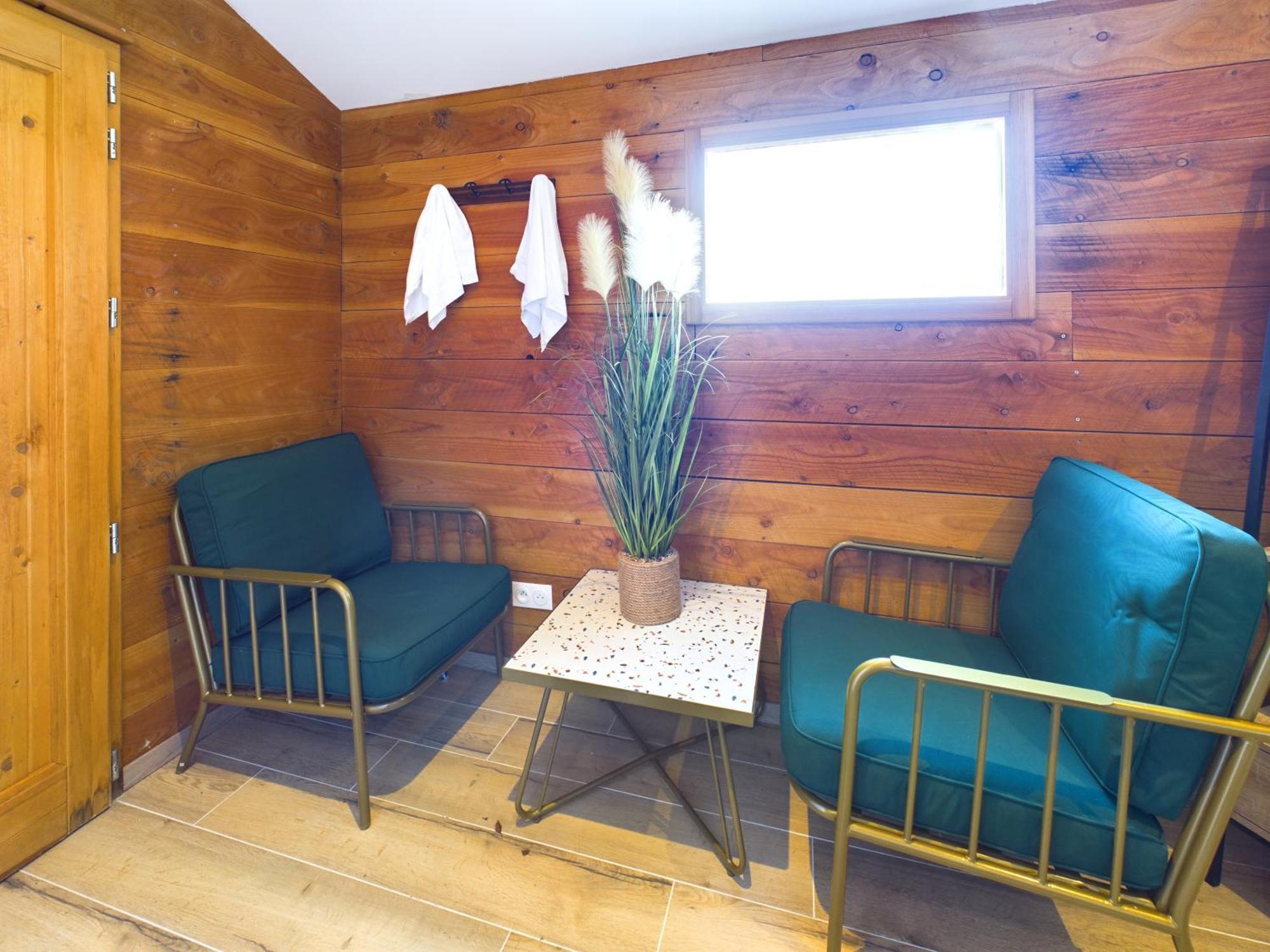 Le Chalet Du Pere Michel, Jacuzzi, Sauna, Jardin La Bresse Luaran gambar